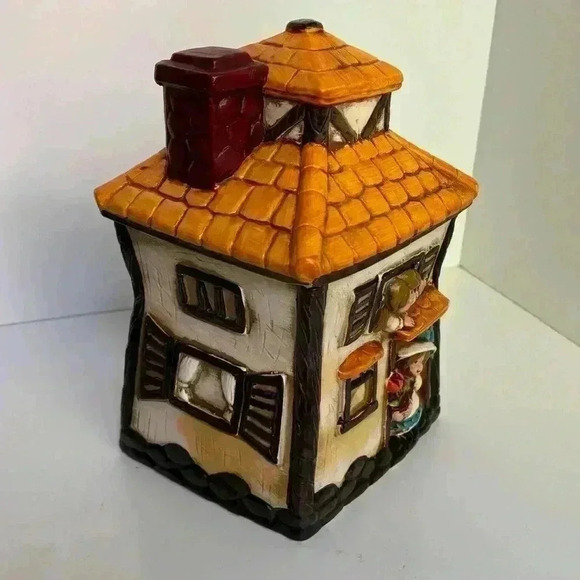 Vintage 70s made in Japan for K  Mart fairytale cottage ceramic cookie jar - Picture 4 of 11